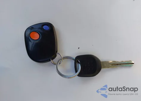 2004 Subaru Forester 2.5Xs из США, поврежденный, VIN JF1SG65634H754897